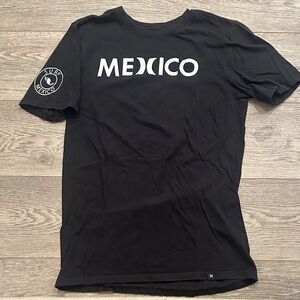 Hurley Mexico T-shirt size small